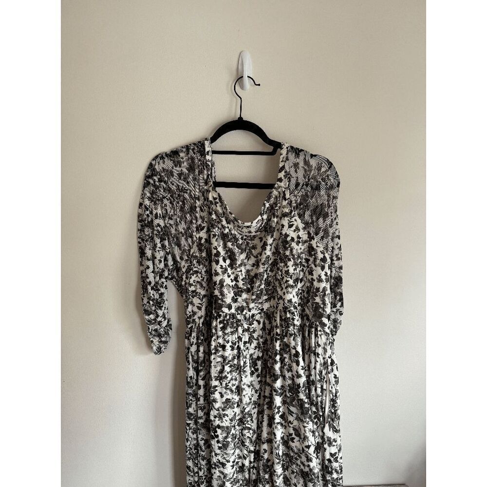 Torrid Maxi Mesh Ruched Dress - Picture 3 of 3